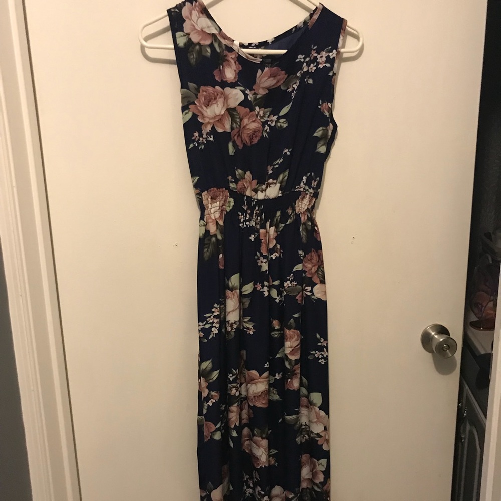 (Past the knee) flower dress